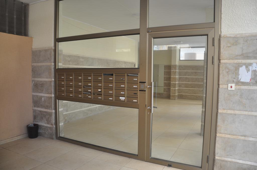 Sky Home Apartment Jabotinsky 8 Bat Yam Exterior foto