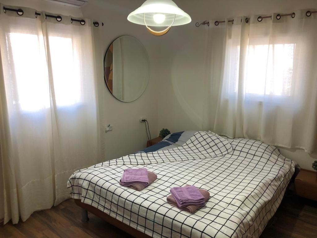 Sky Home Apartment Jabotinsky 8 Bat Yam Exterior foto